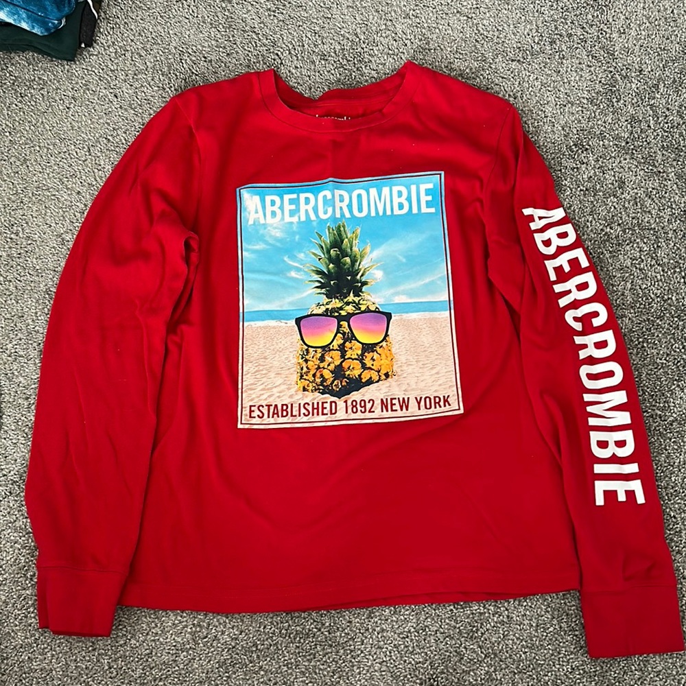 Abercrombie long sleeve t shirt